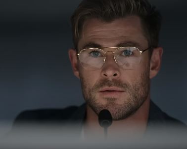 Chris Hemsworth in a different avatar in Spiderhead